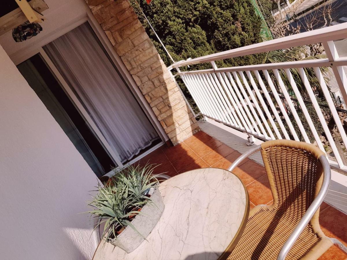 Appartamento Apto Valentina Salou Esterno foto